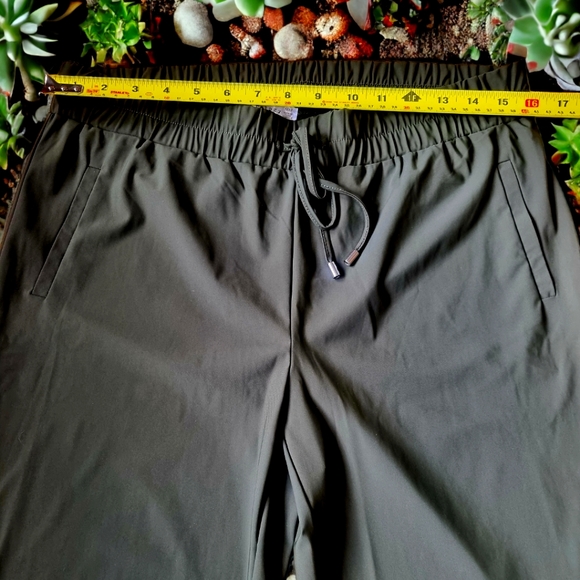 Retrology Olive Green Activewear Pants - Picture 3 of 6